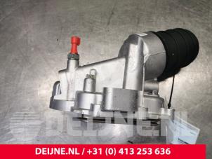 Used Oil filter housing Mitsubishi Canter 3.0 Di-D 16V 413 Price € 60,50 Inclusive VAT offered by van Deijne Onderdelen Uden B.V.