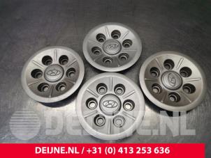 Used Wheel cover (spare) Hyundai H-300 2.5 CRDi Price € 48,40 Inclusive VAT offered by van Deijne Onderdelen Uden B.V.