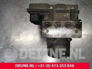 Used ABS pump Volkswagen Crafter 2.5 TDI 30/32/35/46/50 Price € 181,50 Inclusive VAT offered by van Deijne Onderdelen Uden B.V.