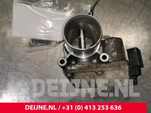 Used Throttle body Opel Vivaro 2.5 CDTI DPF Price on request offered by van Deijne Onderdelen Uden B.V.