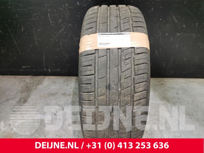 Tyre with tyre size 225/55/16 - GENERAL