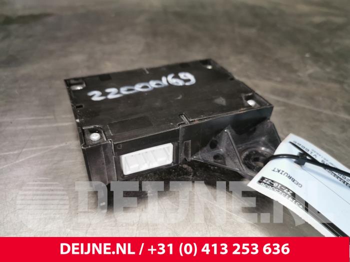 Steering column module from a Volvo XC60 I (DZ) 3.0 T6 24V AWD 2015