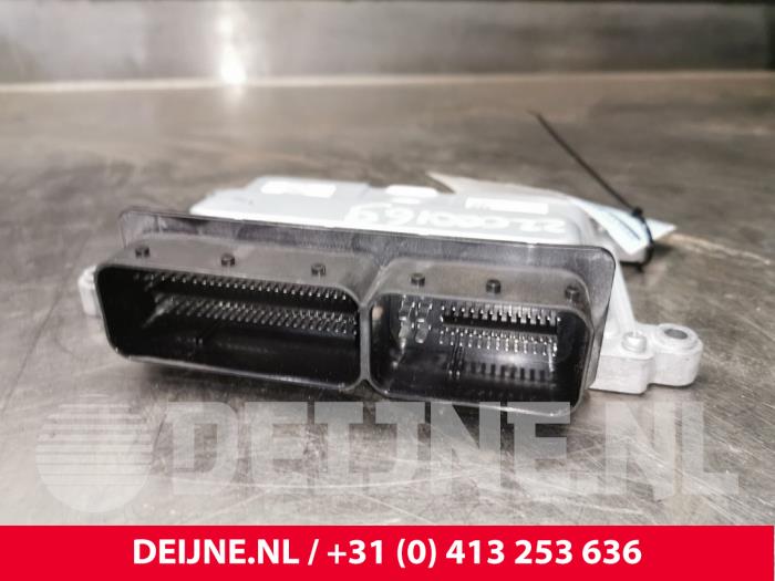 Engine management computer from a Volvo XC60 I (DZ) 3.0 T6 24V AWD 2015