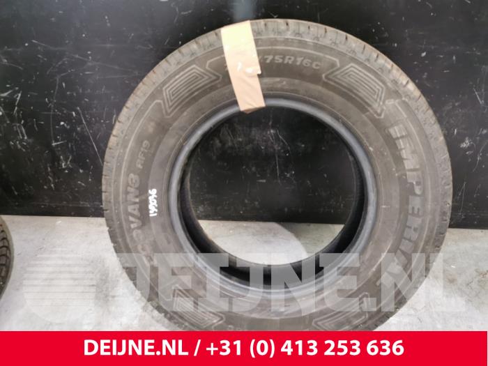 Tyre with tyre size 225/75/16 - IMPERIAL