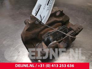 Usagé Etrier de frein avant droit Citroen Berlingo 1.6 BlueHDI 100 Prix sur demande proposé par van Deijne Onderdelen Uden B.V.