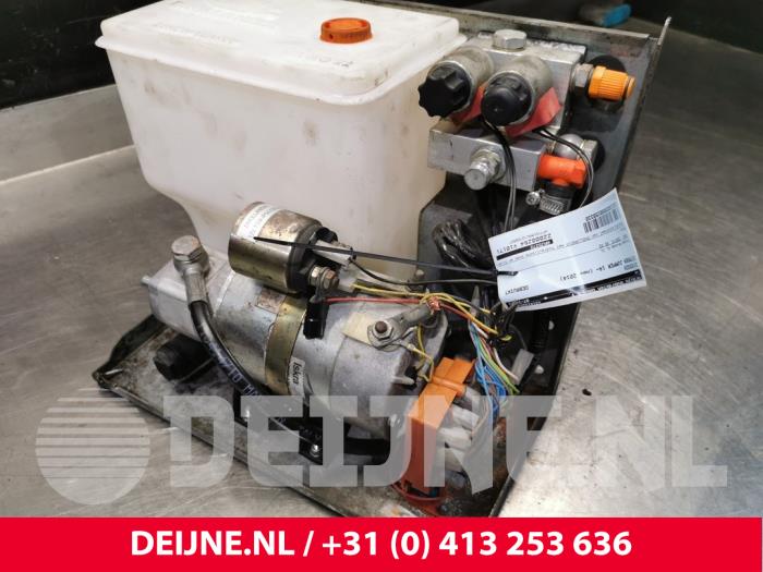 Używane Rózne Citroen Jumper (U9) 2.2 HDi 150 Euro 5 Cena € 423,50 Z VAT oferowane przez van Deijne Onderdelen Uden B.V.