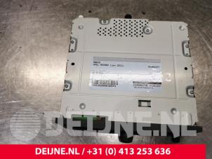Gebrauchte Radio Opel Movano Preis € 90,75 Mit Mehrwertsteuer angeboten von van Deijne Onderdelen Uden B.V.