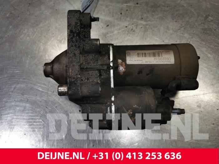 Used Starter Citroen Jumpy (G9) 1.6 HDI 16V Price € 48,40 Inclusive VAT offered by van Deijne Onderdelen Uden B.V.