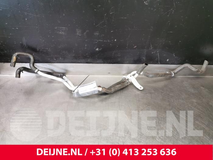 Usagé Conduit (divers) Mercedes Vito Tourer (447.7) 2.2 116 CDI 16V Prix € 60,50 Prix TTC proposé par van Deijne Onderdelen Uden B.V.
