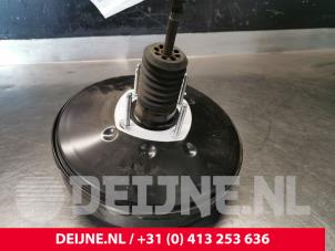Usagé Assistant de freinage Opel Vivaro 1.6 CDTI BiTurbo 120 Prix sur demande proposé par van Deijne Onderdelen Uden B.V.