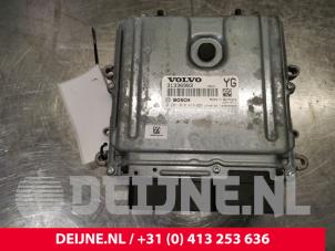 Usagé Calculateur moteur Volvo V70 (BW) 2.4 D5 20V 215 Autom. Prix € 65,00 Règlement à la marge proposé par van Deijne Onderdelen Uden B.V.