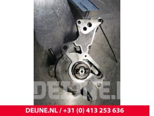 Used Vacuum pump (diesel) Volkswagen Transporter T5 1.9 TDi Price € 60,50 Inclusive VAT offered by van Deijne Onderdelen Uden B.V.