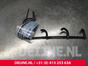 Used Fuel return line Nissan NV 200 (M20M) 1.5 dCi 86 Price on request offered by van Deijne Onderdelen Uden B.V.