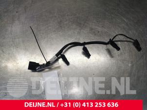Używane Zestaw przewodów zaplonowych Mercedes Vito Tourer (447.7) 2.2 116 CDI 16V Cena na żądanie oferowane przez van Deijne Onderdelen Uden B.V.