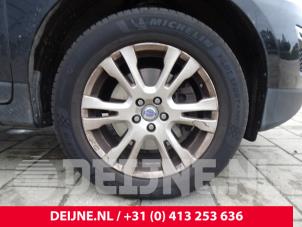 Used Set of wheels Volvo XC60 I (DZ) 2.0 DRIVe 20V Price € 450,00 Margin scheme offered by van Deijne Onderdelen Uden B.V.