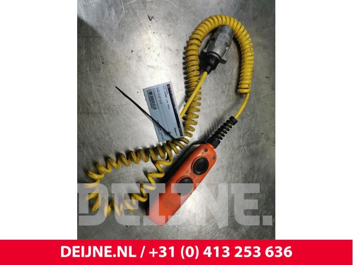 Używane Rózne Opel Movano Cena € 121,00 Z VAT oferowane przez van Deijne Onderdelen Uden B.V.