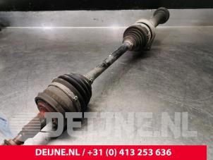 Used Front drive shaft, right Volkswagen Multivan T5 (7E/7HC/7HF/7HM) 2.0 TDI DRF Price € 181,50 Inclusive VAT offered by van Deijne Onderdelen Uden B.V.