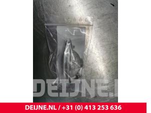 Neuf Clignotant protection avant gauche Fiat Doblo Prix € 18,15 Prix TTC proposé par van Deijne Onderdelen Uden B.V.