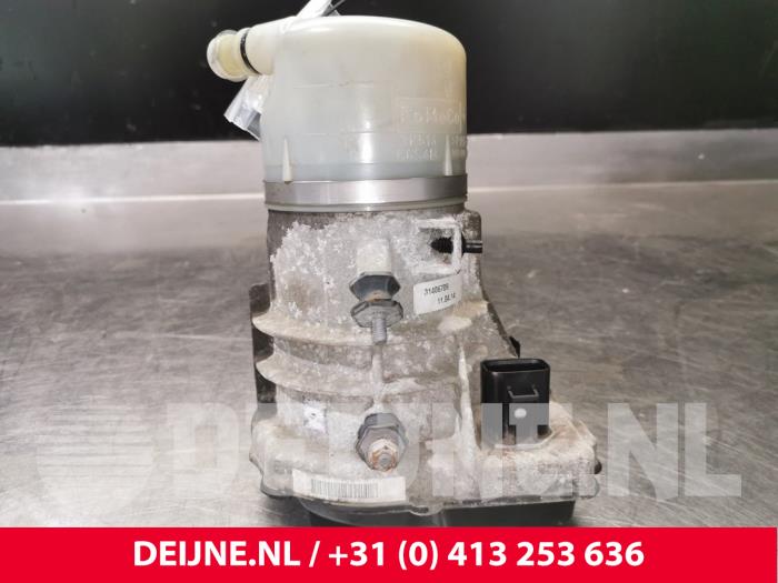 Usagé Pompe de direction Volvo V60 I (FW/GW) 2.4 D6 20V Plug-in Hybrid AWD Prix € 175,00 Règlement à la marge proposé par van Deijne Onderdelen Uden B.V.