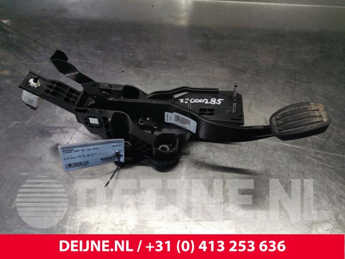 Używane Pedal hamulca Citroen Jumpy 1.5 Blue HDi 100 Cena € 60,50 Z VAT oferowane przez van Deijne Onderdelen Uden B.V.
