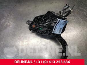Usagé Pédale embrayage Peugeot Partner (EF/EU) 1.5 BlueHDi 100 Prix sur demande proposé par van Deijne Onderdelen Uden B.V.