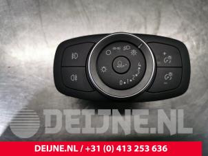 Used Light switch Ford Transit Custom 2.0 TDCi 16V Eco Blue 130 Price € 24,20 Inclusive VAT offered by van Deijne Onderdelen Uden B.V.