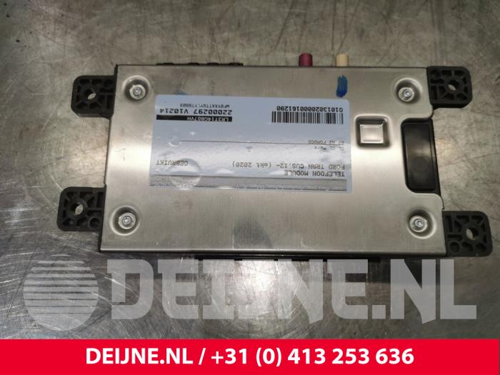 Begagnade Telefonmodul Ford Transit Custom 2.0 TDCi 16V Eco Blue 185 Pris € 90,75 Inklusive moms erbjuds av van Deijne Onderdelen Uden B.V.