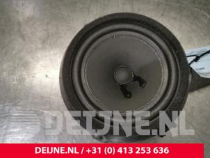 Used Speaker Ford Transit Custom 2.0 TDCi 16V Eco Blue 185 Price € 18,15 Inclusive VAT offered by van Deijne Onderdelen Uden B.V.