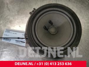 Used Speaker Ford Transit Custom 2.0 TDCi 16V Eco Blue 130 Price € 18,15 Inclusive VAT offered by van Deijne Onderdelen Uden B.V.