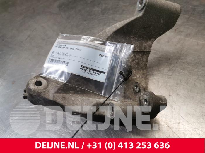 Gebrauchte Motorlager Volkswagen Crafter 2.5 TDI 30/32/35/46/50 Preis € 30,25 Mit Mehrwertsteuer angeboten von van Deijne Onderdelen Uden B.V.