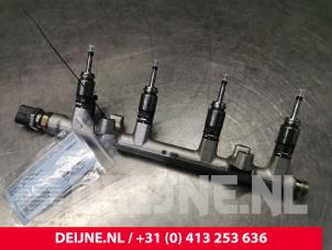 Used Fuel injector nozzle Volkswagen Golf VIII (CD1) 1.5 eTSI 16V Price € 55,00 Margin scheme offered by van Deijne Onderdelen Uden B.V.