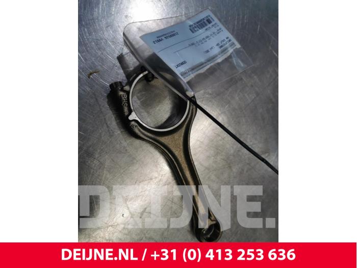 Begagnade Vevstake Volkswagen Golf VIII (CD1) 1.5 eTSI 16V Pris € 30,00 Marginaltabell erbjuds av van Deijne Onderdelen Uden B.V.