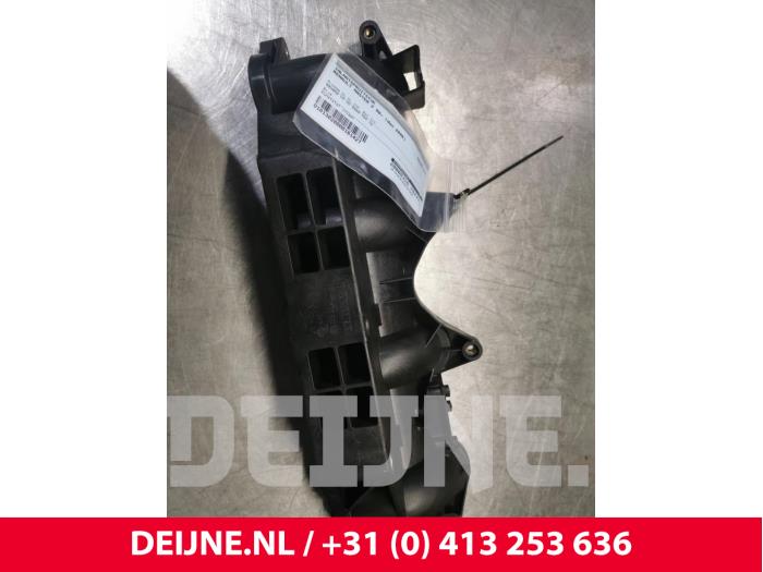 Gebrauchte Ansaugbrugge Renault Master II (ED/HD/UD) 2.5 dCi 16V 100 Preis € 36,30 Mit Mehrwertsteuer angeboten von van Deijne Onderdelen Uden B.V.
