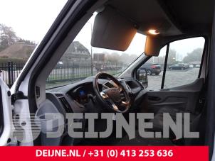 Gebrauchte Innenbeleuchtung vorne Ford Transit 2.0 TDCi 16V Eco Blue 130 Preis auf Anfrage angeboten von van Deijne Onderdelen Uden B.V.