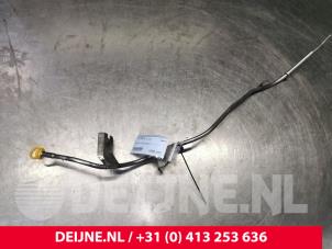 Used Oil dipstick Fiat Ducato (250) 2.0 D 115 Multijet Price € 24,20 Inclusive VAT offered by van Deijne Onderdelen Uden B.V.