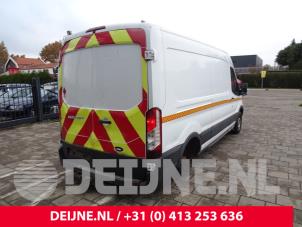 Used Set of hinges Ford Transit 2.2 TDCi 16V Euro 5 RWD Price on request offered by van Deijne Onderdelen Uden B.V.