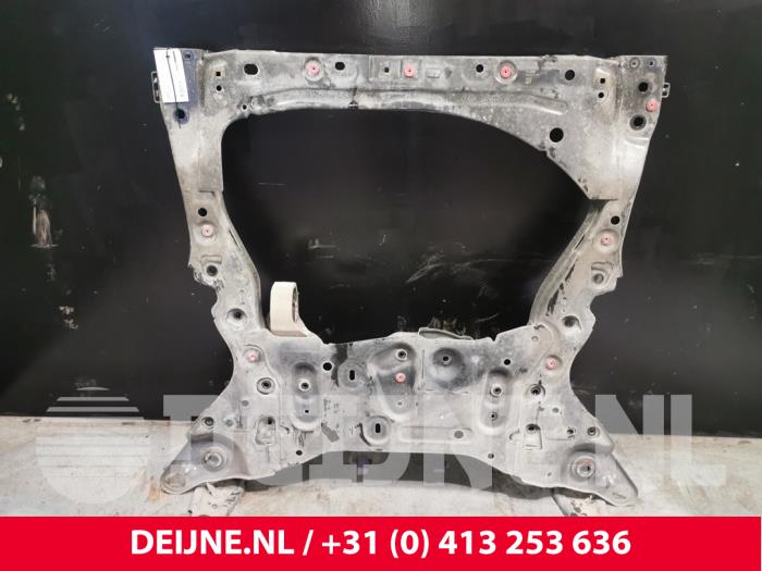 V60 Rear Subframe Subframe Volvo V60 I 2.4 D6 20V Plug-in Hybrid AWD - 32268633 D5244T15
