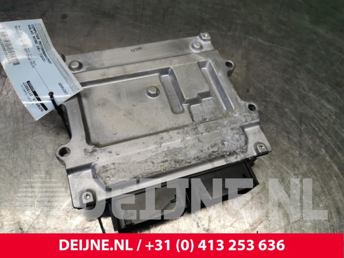 Used Engine management computer Volvo XC90 II 2.0 T8 16V Twin Engine AWD Price € 350,00 Margin scheme offered by van Deijne Onderdelen Uden B.V.
