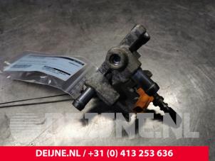 Used Injector (diesel) Nissan Primastar 2.0 dCi 90 Price on request offered by van Deijne Onderdelen Uden B.V.