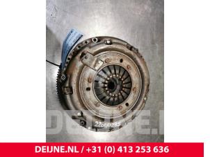 Used Clutch kit (complete) Citroen Jumpy 1.5 Blue HDi 100 Price on request offered by van Deijne Onderdelen Uden B.V.