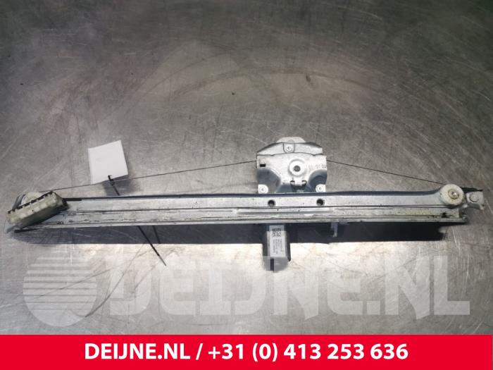 Fenstermechanik 2-türig rechts vorne van een Opel Vivaro 1.6 CDTI 115 2014