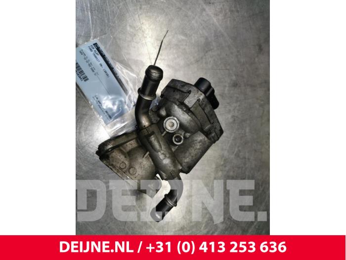 Usagé Valve RGE Ford Transit Prix € 90,75 Prix TTC proposé par van Deijne Onderdelen Uden B.V.