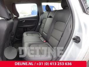 Gebrauchte Verkleidung Set (komplett) Volvo V70 (BW) 1.6 DRIVe 16V Preis auf Anfrage angeboten von van Deijne Onderdelen Uden B.V.