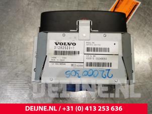 Used Navigation display Volvo V70 (BW) 1.6 DRIVe 16V Price € 75,00 Margin scheme offered by van Deijne Onderdelen Uden B.V.