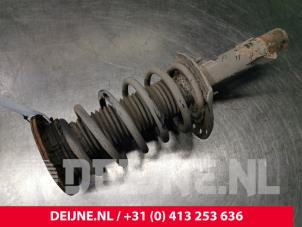 Used Front shock absorber rod, right Volvo V70 (BW) 2.4 D5 20V 215 Price € 50,00 Margin scheme offered by van Deijne Onderdelen Uden B.V.
