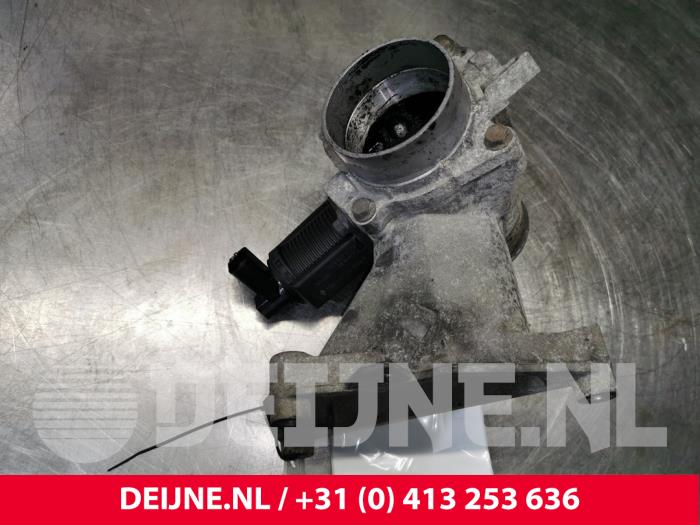 Gebrauchte AGR Ventil Renault Trafic New (FL) 2.5 dCi 16V 135 Preis € 54,45 Mit Mehrwertsteuer angeboten von van Deijne Onderdelen Uden B.V.