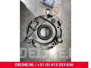 Used Oil pump Volvo C70 (NC) 2.4 T 20V Price € 40,00 Margin scheme offered by van Deijne Onderdelen Uden B.V.