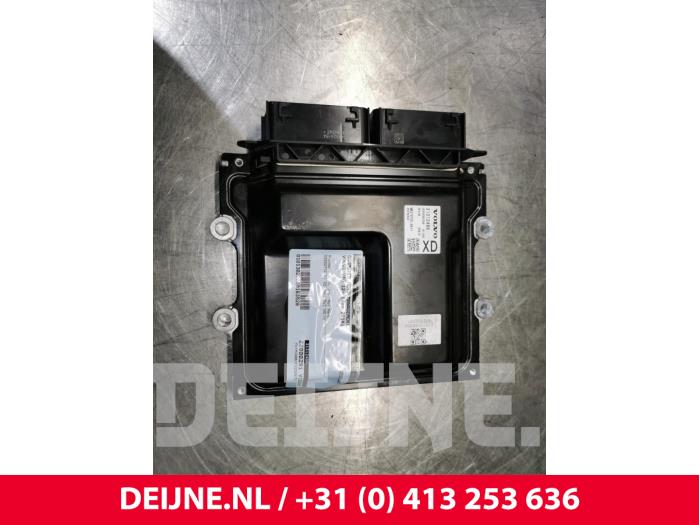 Used Engine management computer Volvo V40 (MV) 2.0 D4 16V Price € 60,00 Margin scheme offered by van Deijne Onderdelen Uden B.V.