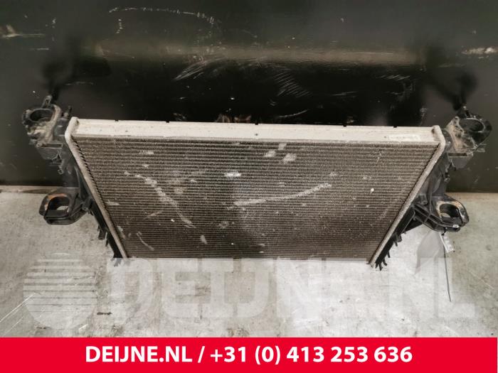 Kühler van een Iveco New Daily VI 33S13, 35C13, 35S13 2014