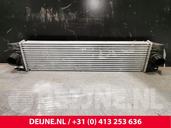 Usados Intercooler Renault Master II (ED/HD/UD) 3.0 dCi 16V 140 Precio € 96,80 IVA incluido ofrecido por van Deijne Onderdelen Uden B.V.